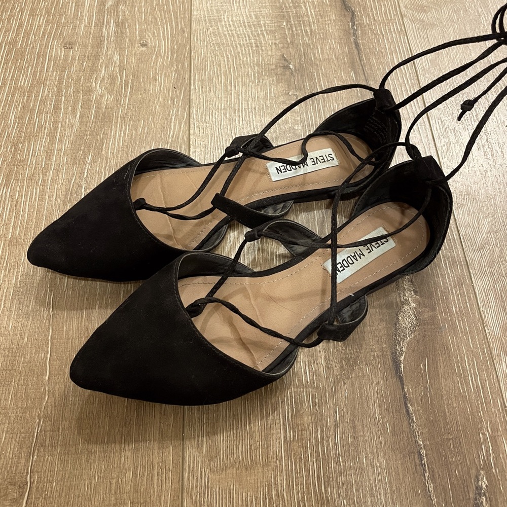 Nine West Lace-Up Flats